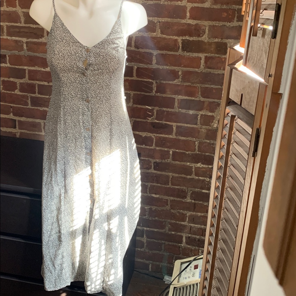 Spaghetti Strap Button-Down Dress Flowy Silky Sz … - image 2